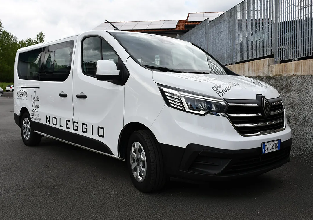 Renault Trafic 9 Posti | Noleggio | Autoservice